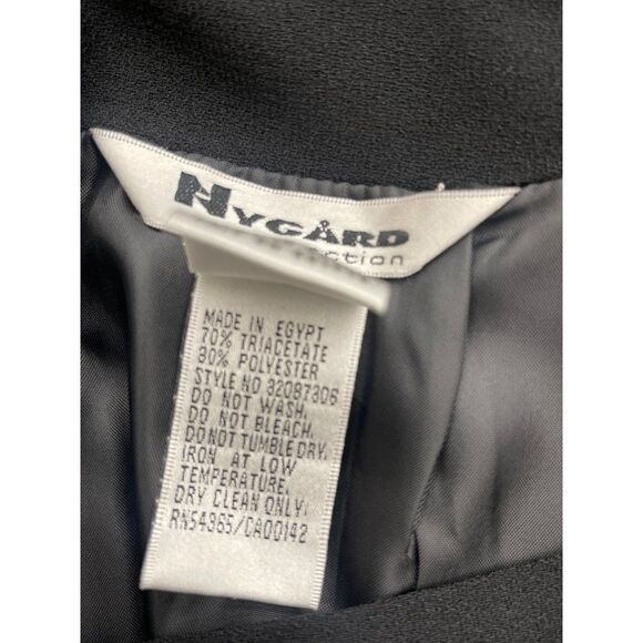 Nygard Petite Black 2 Piece Crape Skirt Suit Size 8P Skirt (6P jacket) - Picture 11 of 11
